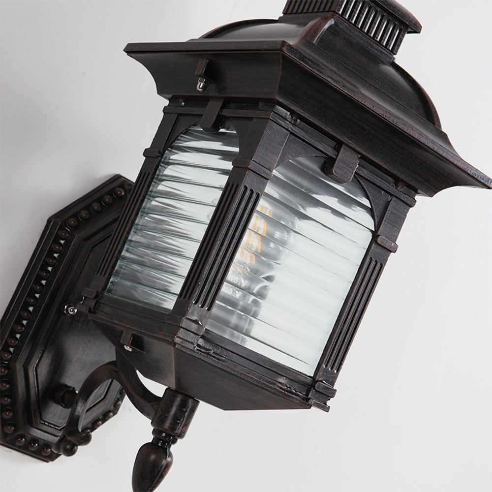 Classic Exterior Lantern Light