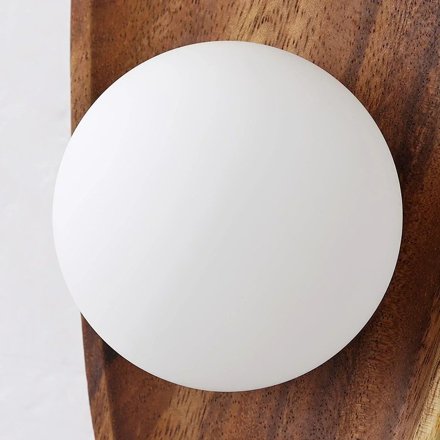 Rustic Wooden Wall Light for Cozy Atmosphere