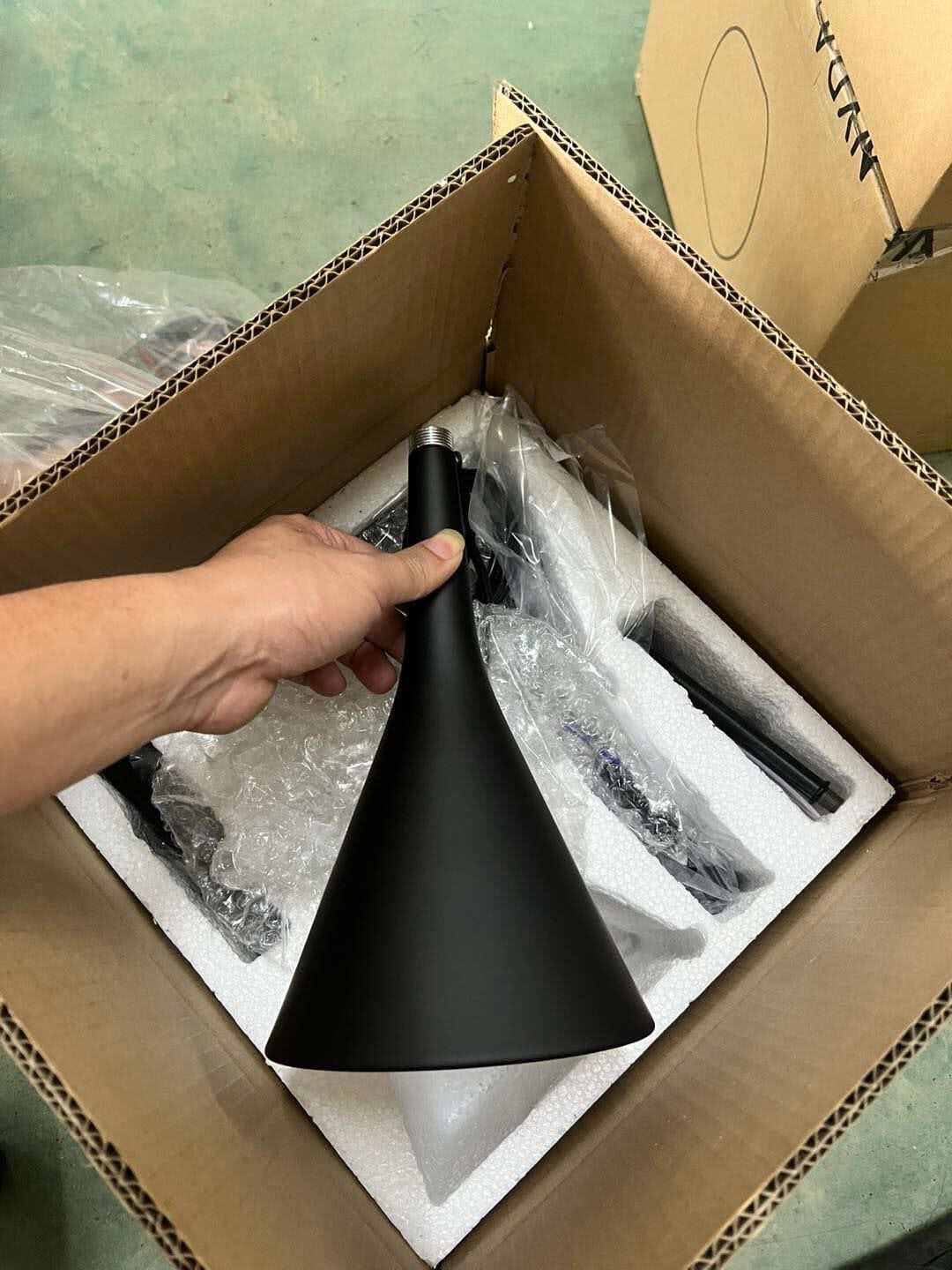 Traditional Hanging Lantern Light