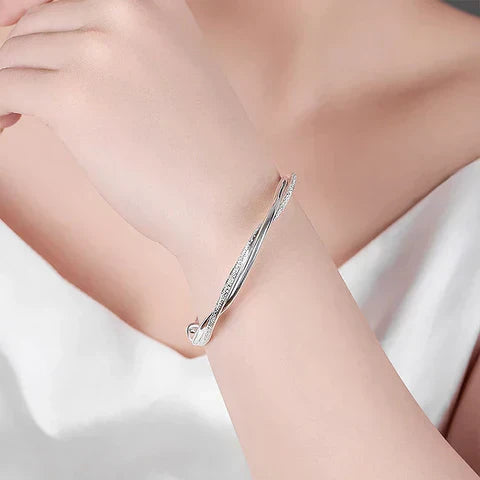 Elegant Woven Silver Bracelet for Women Classic Jewelry