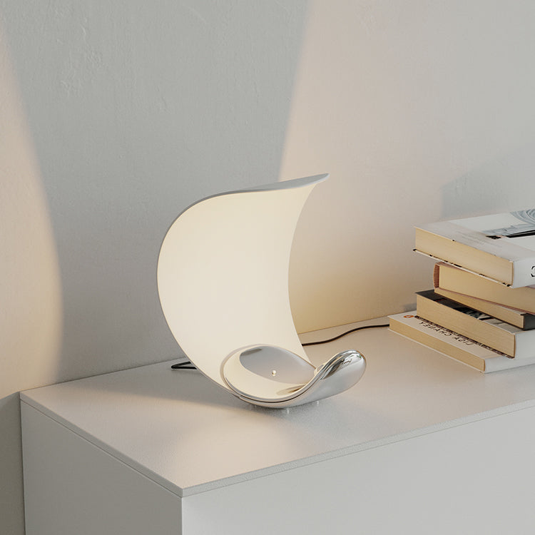 GraceGlow - Table Lamp with Elegant Swirls and Soft Glow 9