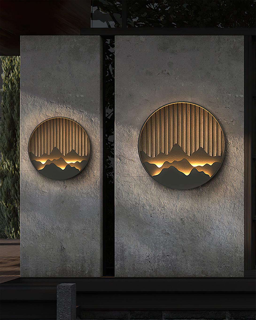 Rustic Outdoor Wall Light With Nature Inspired Design