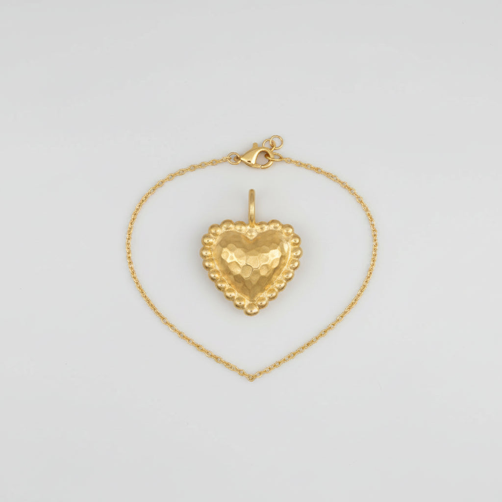 Simple Gold Heart Shaped Pendant Necklace