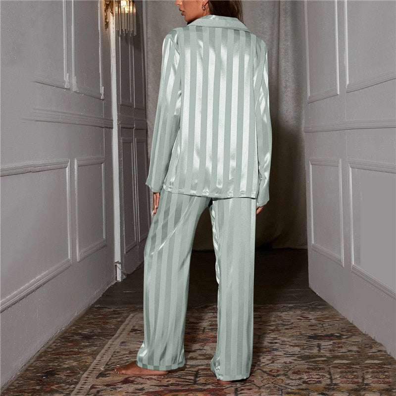 Soft Silk Women's Pajama Set Luxury Sleepwear