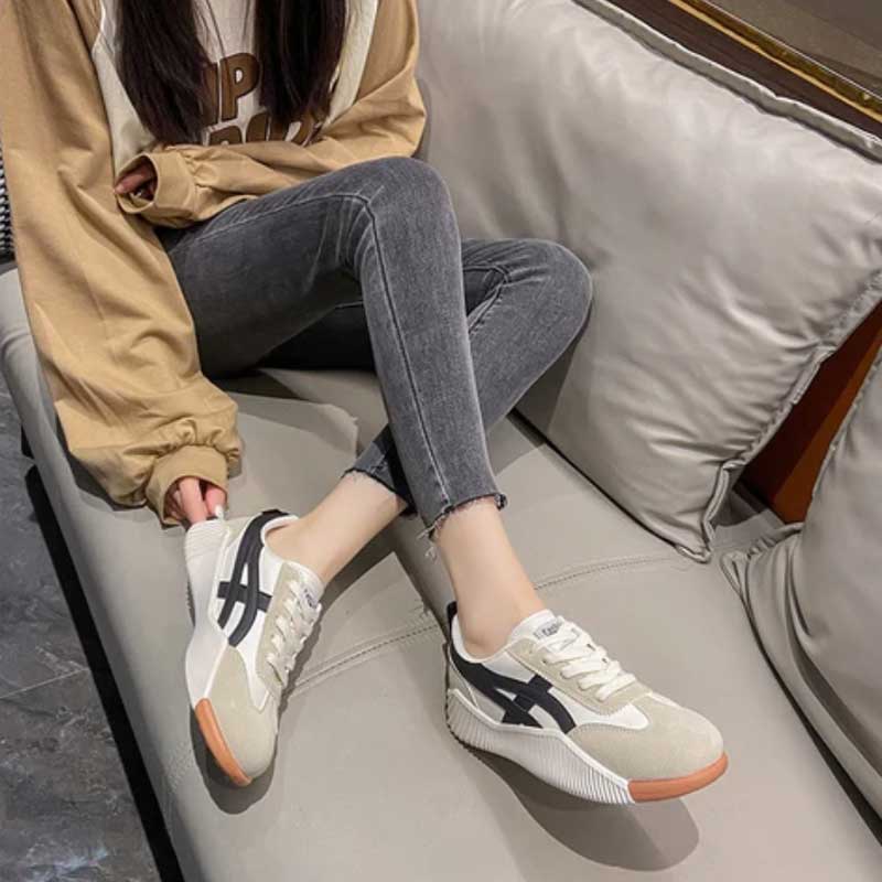 Comfortable Women's Supportive Walking Sneakers