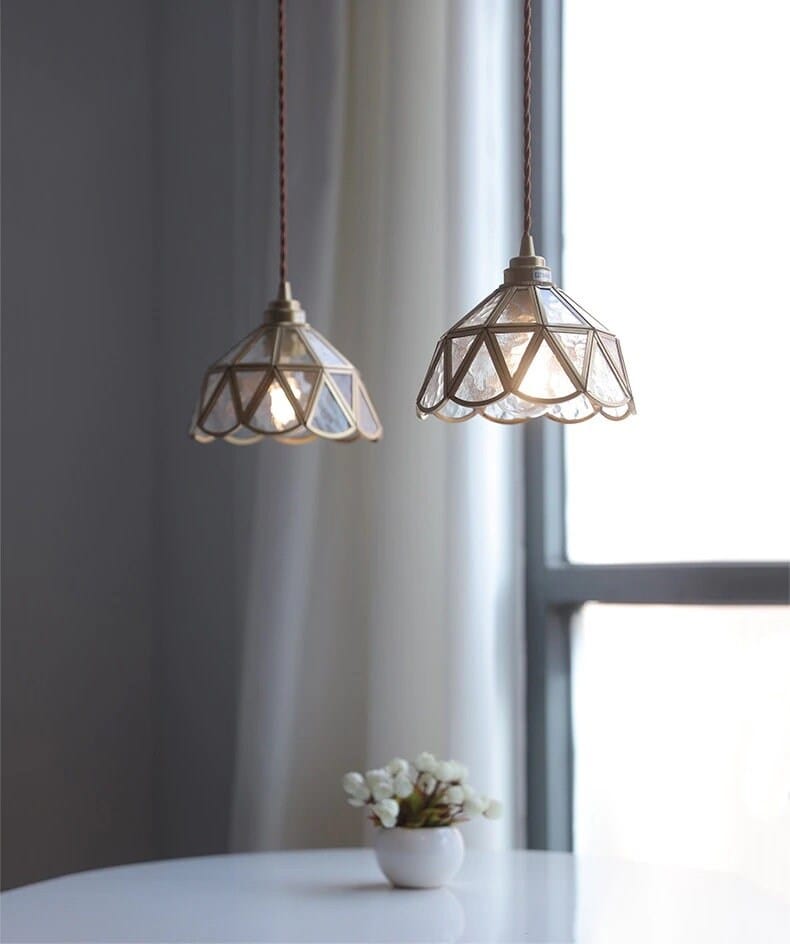Elegant Glass Flower Pendant Light With Brass Finish