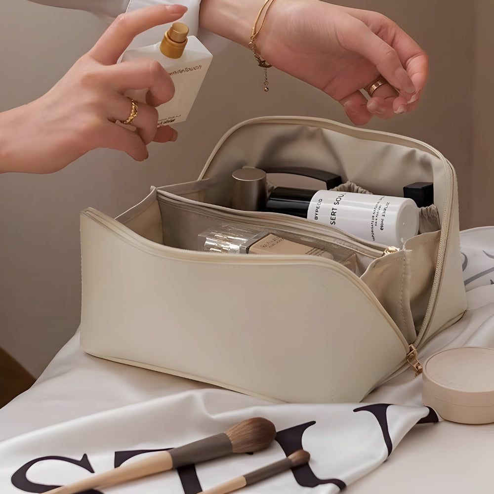 Spacious Travel Makeup Case PU Cosmetic Organizer