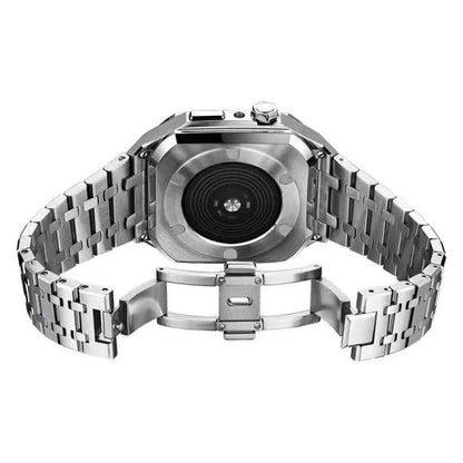 Sleek Silver Apple Watch Case Set