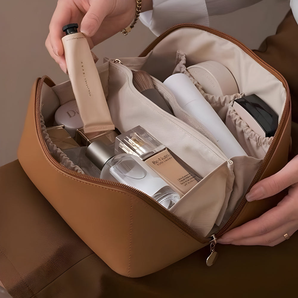 Spacious Travel Makeup Case PU Cosmetic Organizer