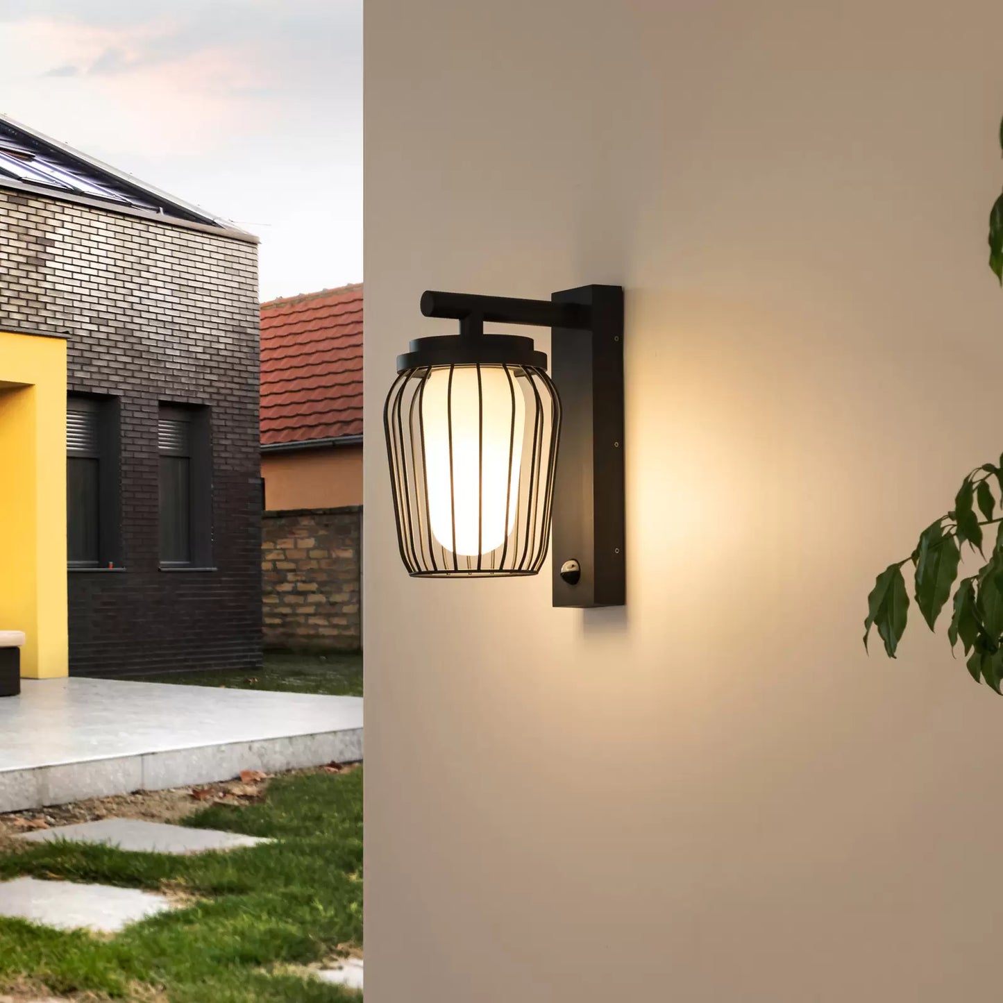 Motion Activated Outdoor Wall Lamp With Sensor - Lusomart