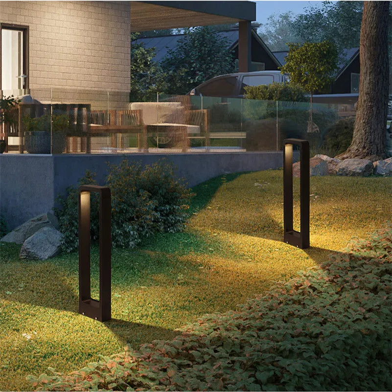 Outdoor Solar Powered Weatherproof Garden Lamp