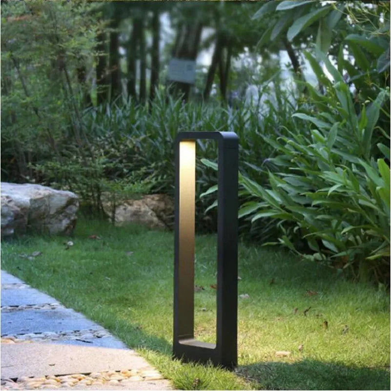 Outdoor Solar Powered Weatherproof Garden Lamp