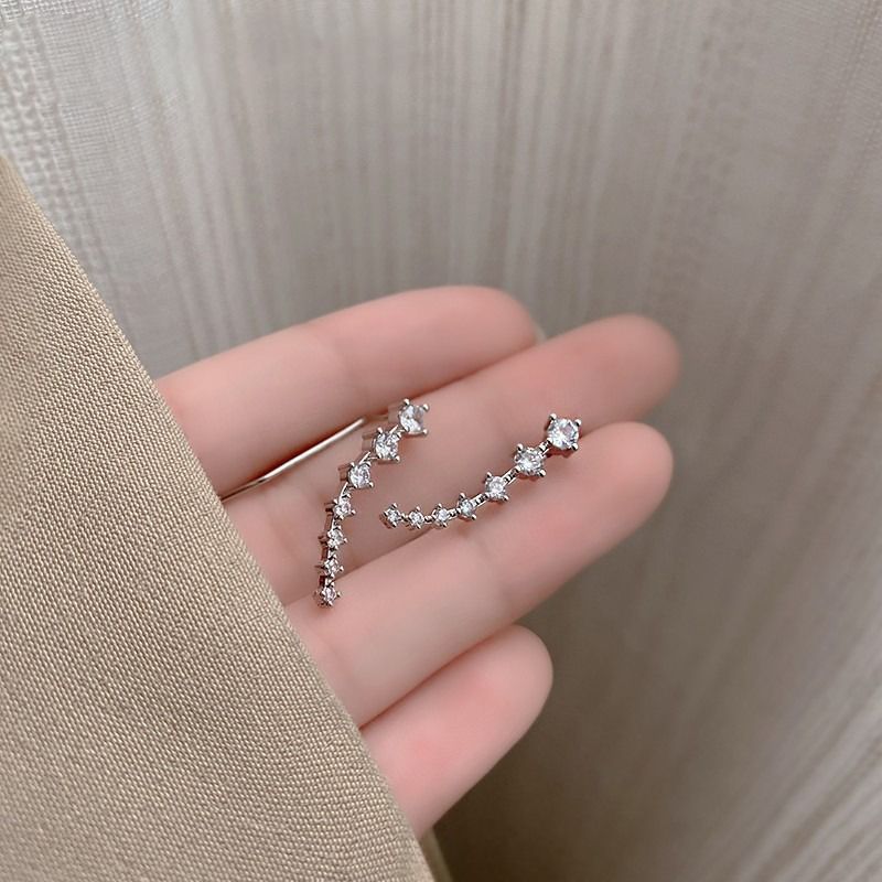 Sparkling Diamond Stud Earrings