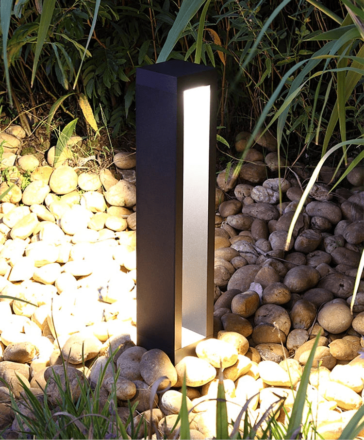 Bright Solar Powered Garden Lamp