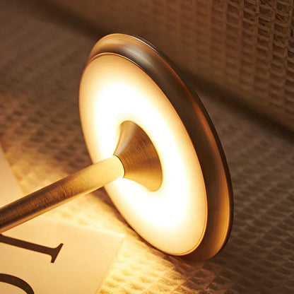 Portable Dimmable LED Desk Lamp With Metal Base