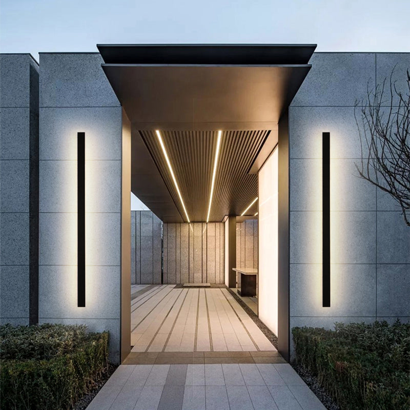 Bright Adjustable LED Outdoor Wall Lamp