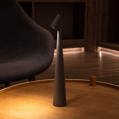 Simple Modern Battery Powered Desk Lamp