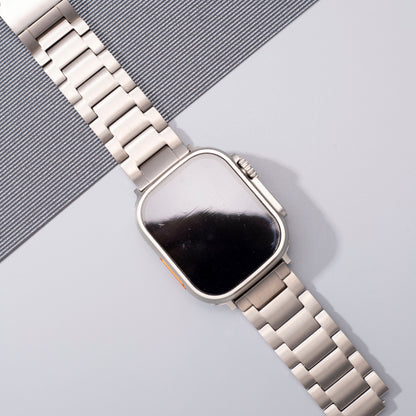Durable Metal Strap for Apple Watch Everyday Use