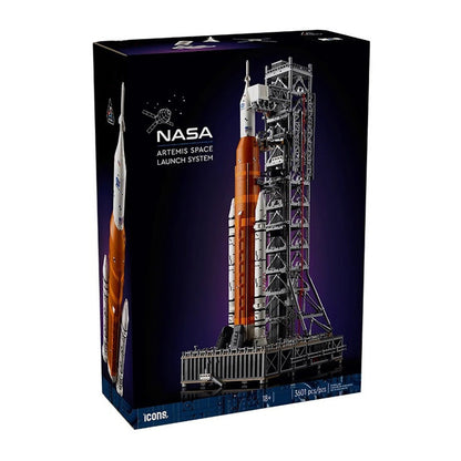 Detailed NASA Artemis Rocket Model Kit