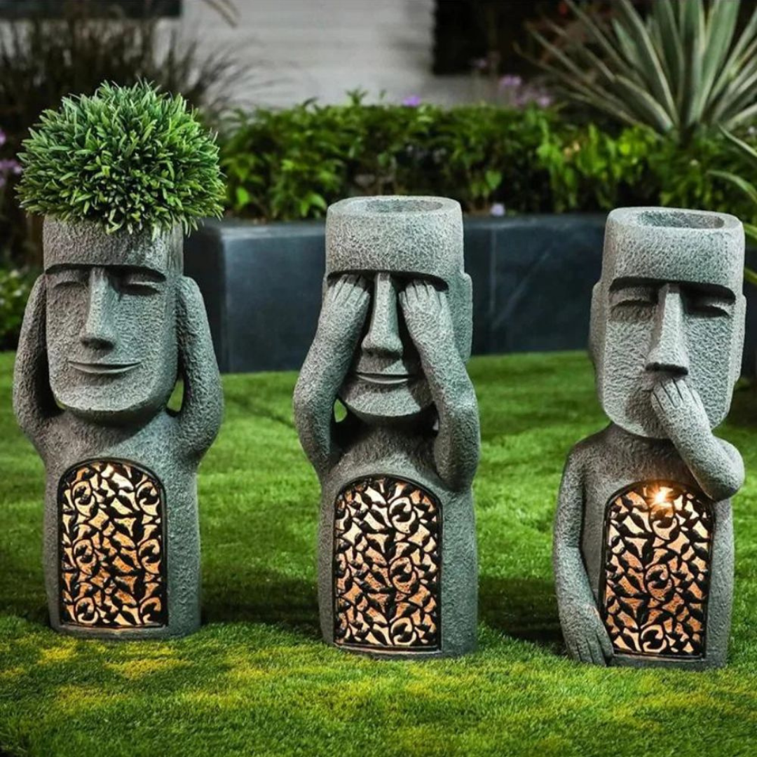 Garden Solar Statue - Decorative Outdoor Lighting
