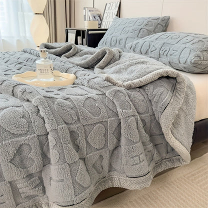Cozy Fleece Throw Blanket for Home Comfort