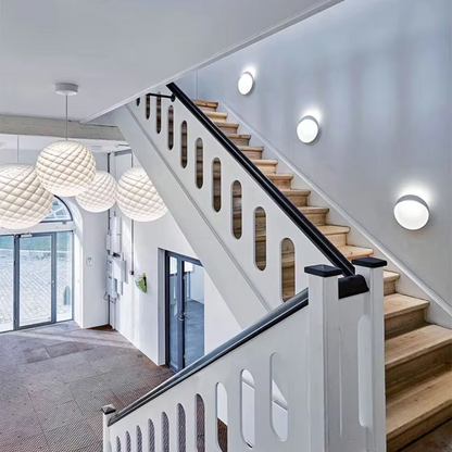 Elegant Wall Light Fixture