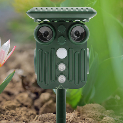 Outdoor Solar Powered Deer Repellent, 5 Modes, Waterproof