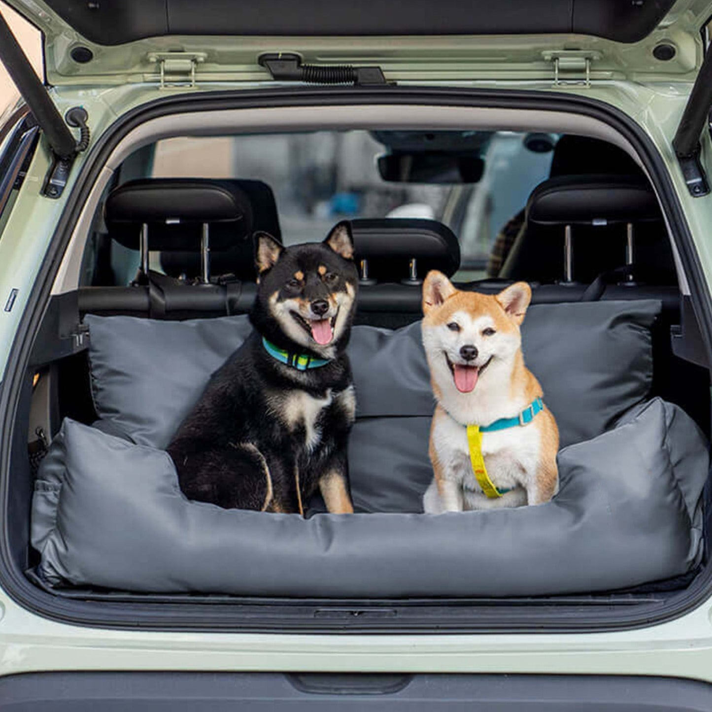 Durable Pet Car Booster Seat - Safe and Cozy