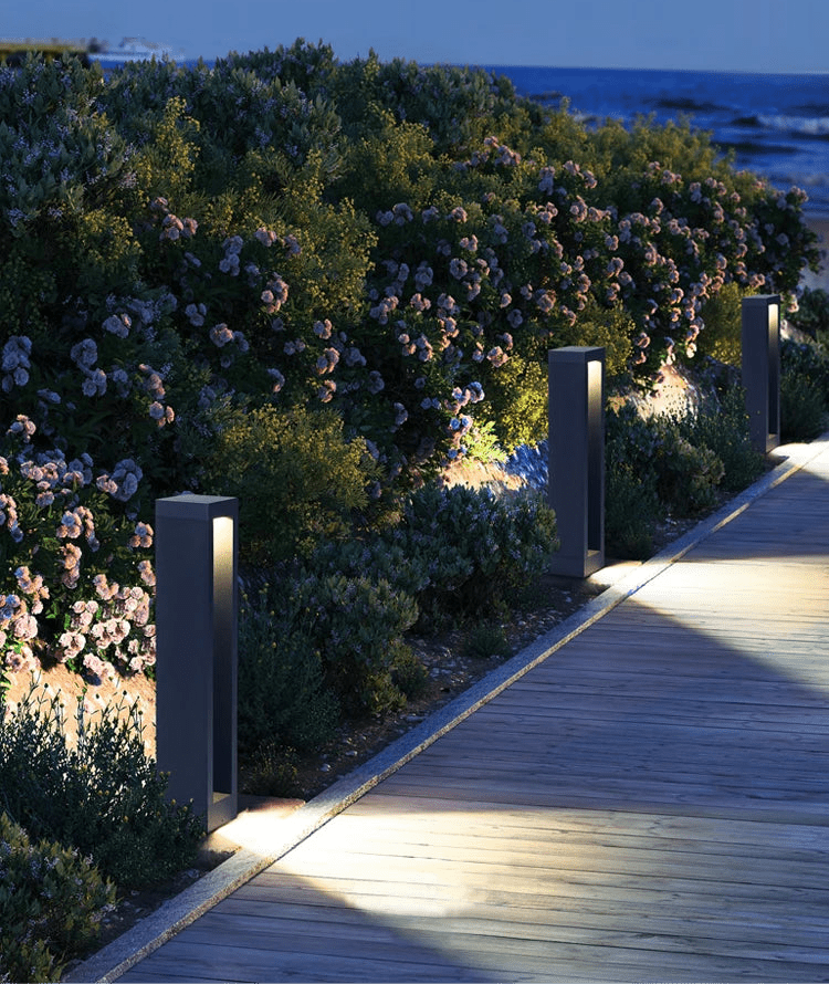 Bright Solar Powered Garden Lamp