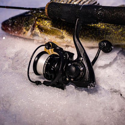 Lightweight Carbon Fiber Spinning Fishing Reel