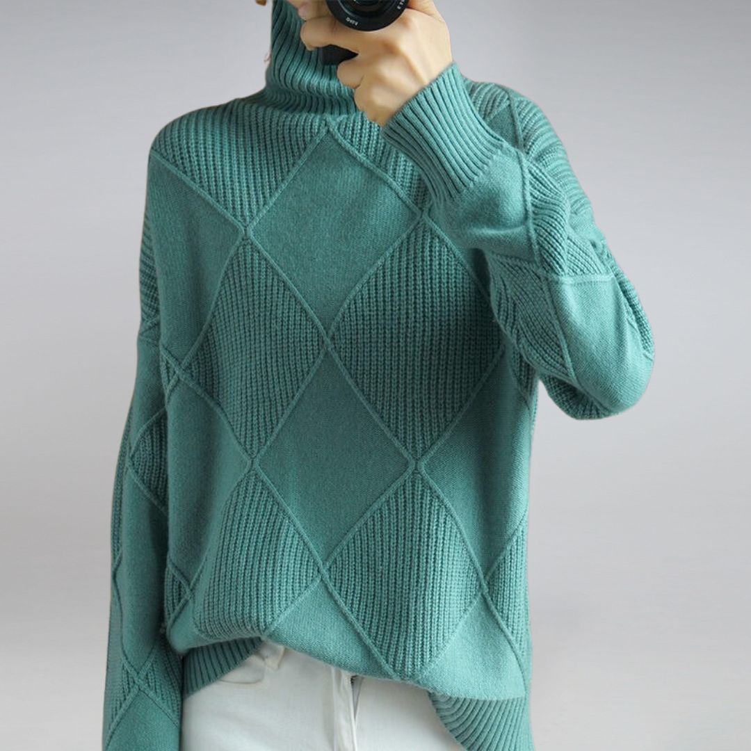 Soft Cashmere Crew Neck Sweater for Women