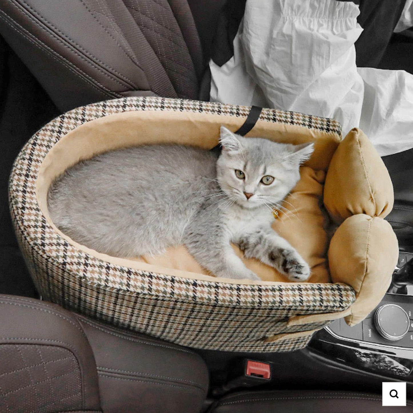 Cozy Houndstooth Pet Car Console Seat