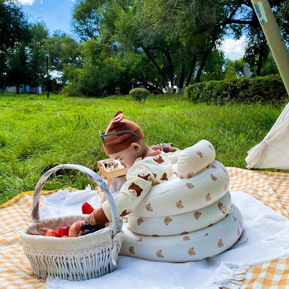 Comfortable Baby Feeding Chair with Pump and Curve Back