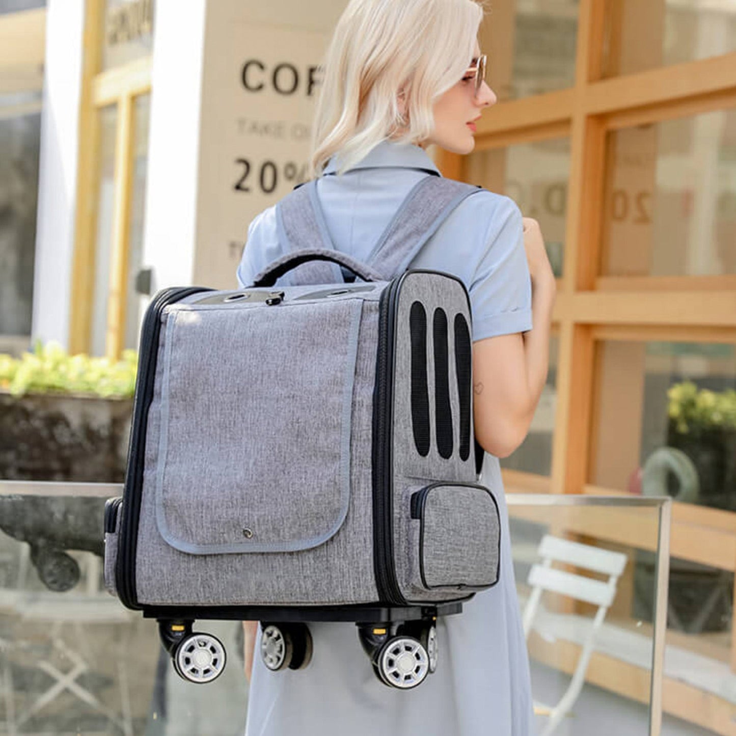 Portable Pet Travel Bag - Lightweight and Compact