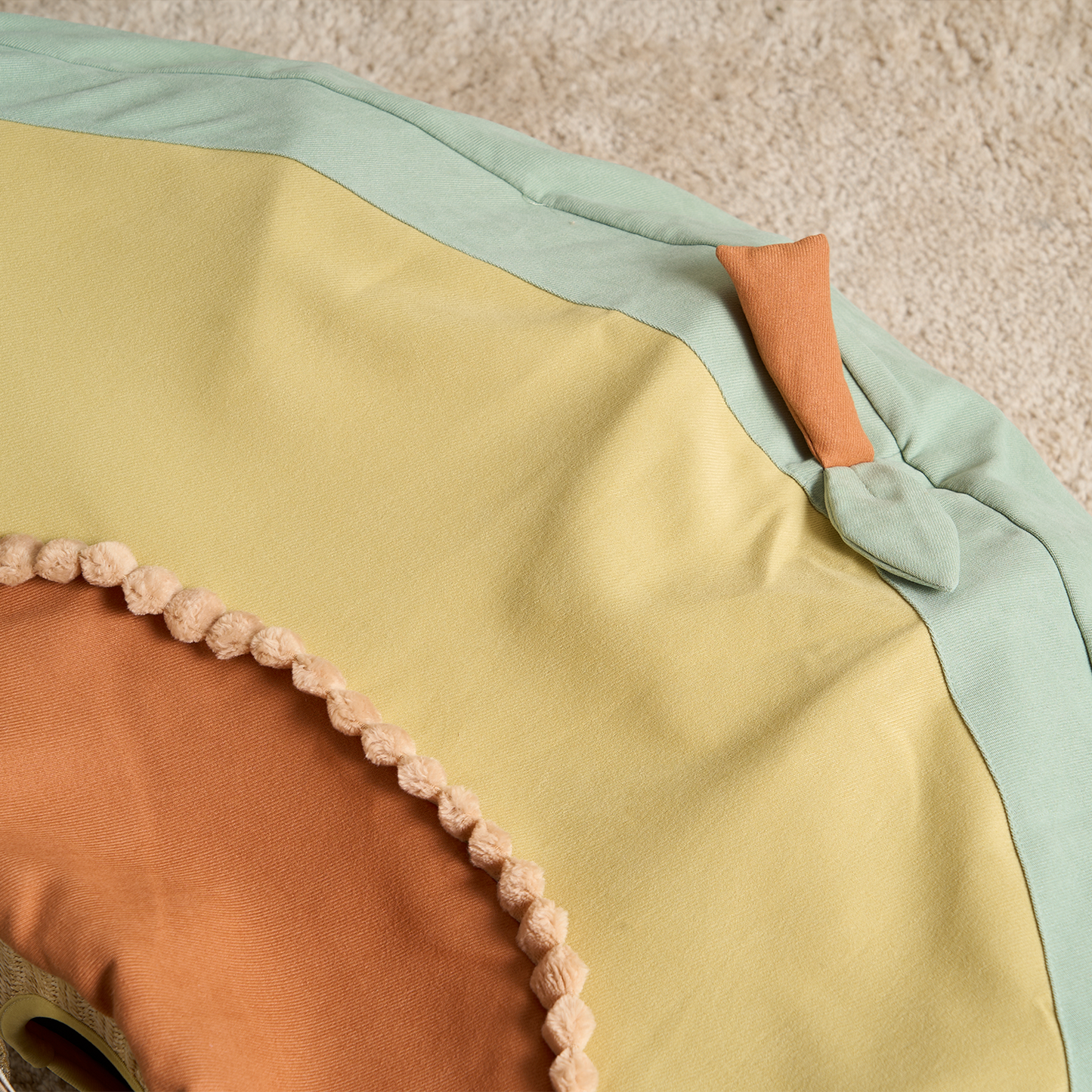Fun Collapsible Pet Tunnel House