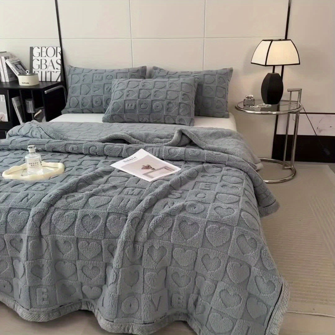 Cozy Fleece Throw Blanket for Home Comfort