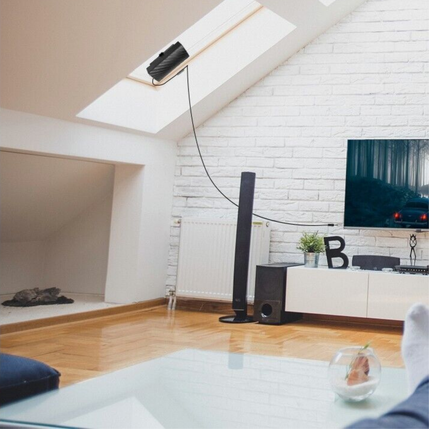 Ultra HD Indoor TV Antenna - Long Range 4K Receiver - Lusomart