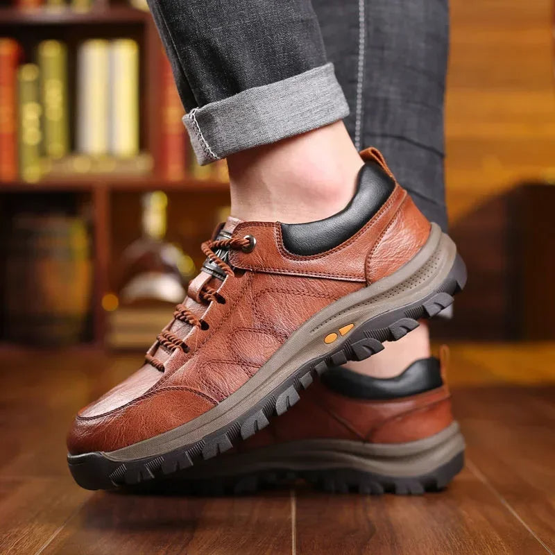 Comfortable Men's Walking Shoes with Arch Support and Grip
