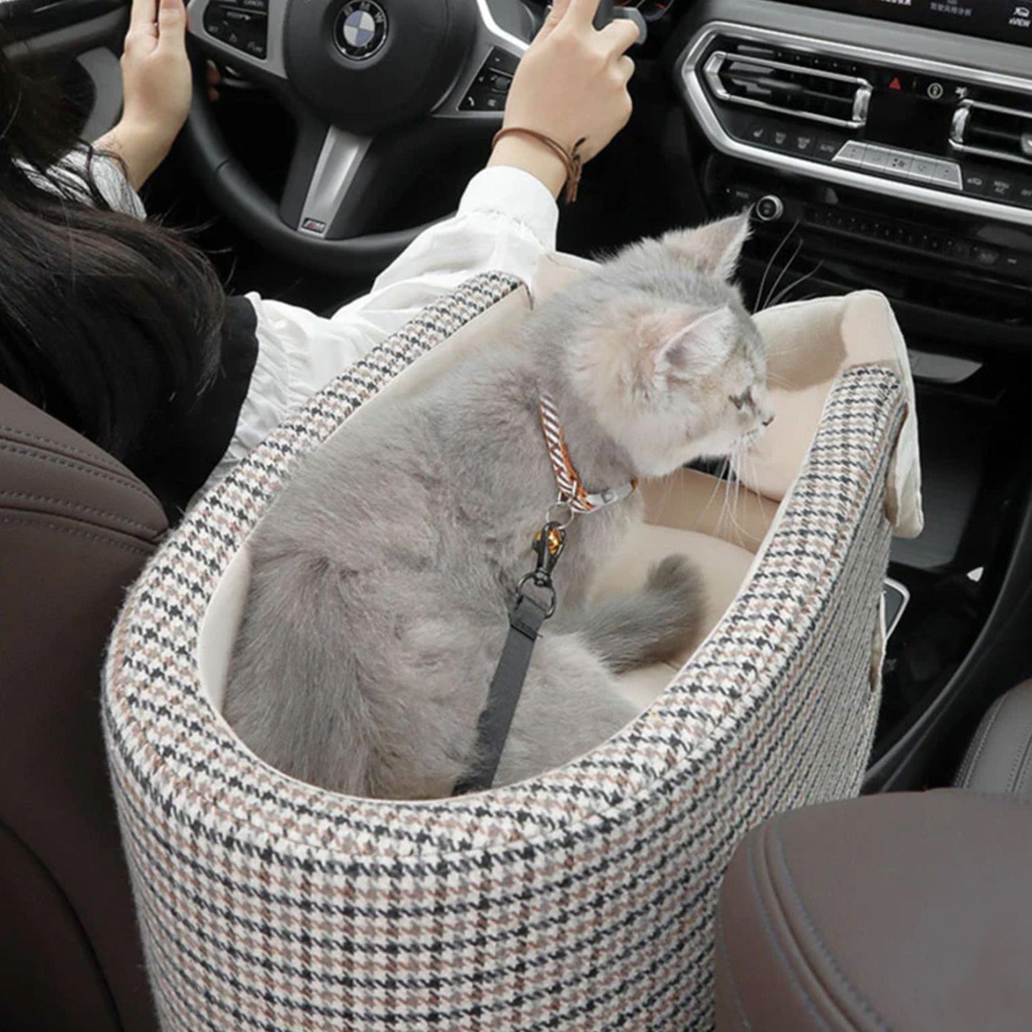 Cozy Houndstooth Pet Car Console Seat