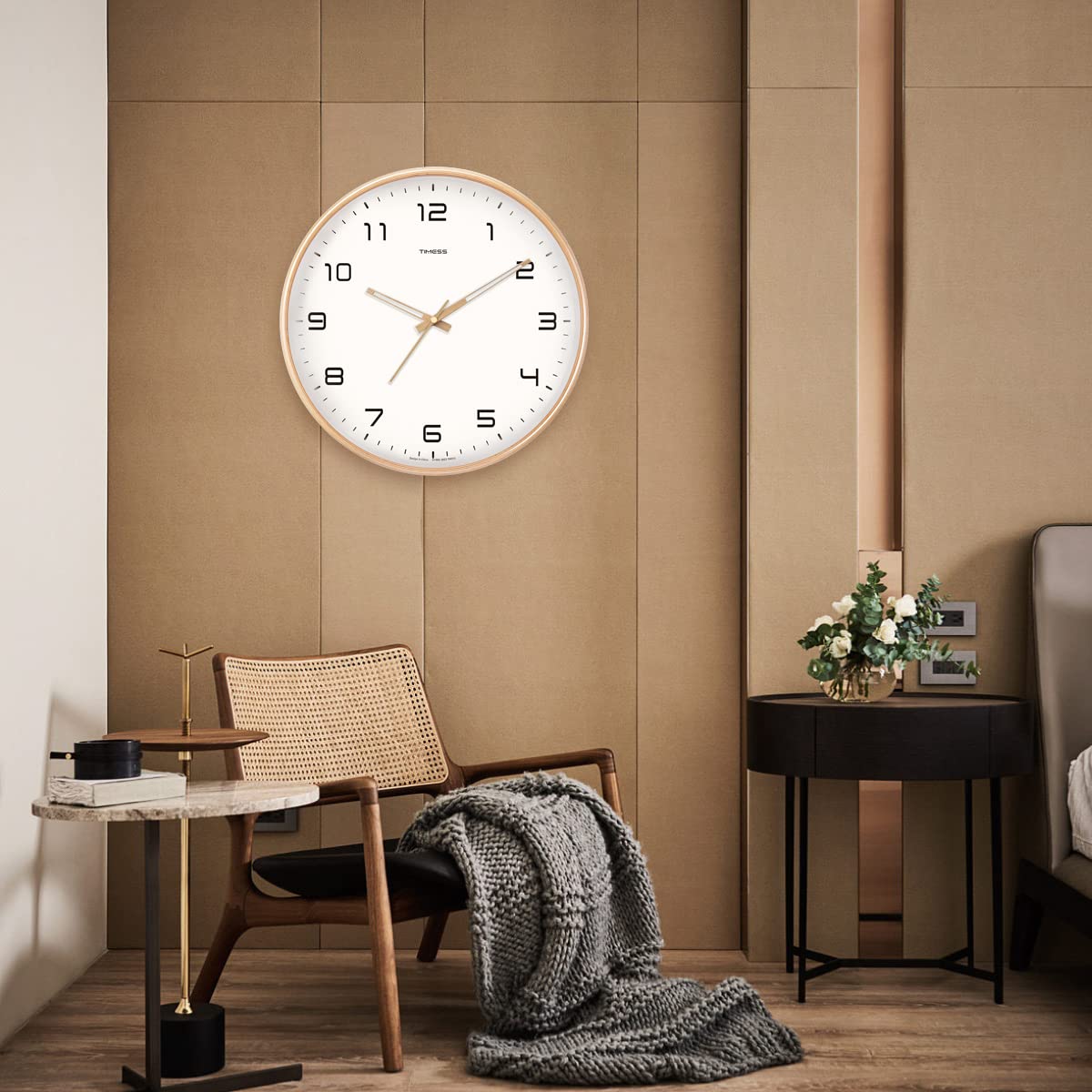 Rustic Wooden Round Wall Clock for Home Decoration