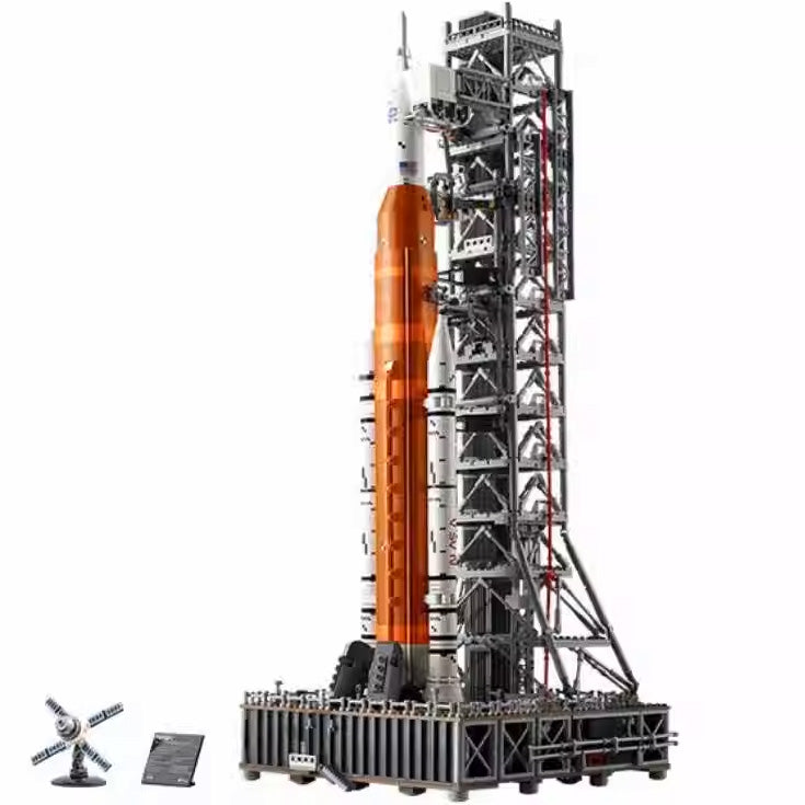 Detailed NASA Artemis Rocket Model Kit