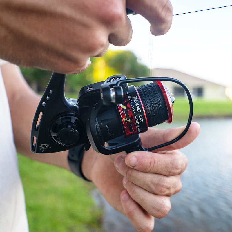 Fast Action Spinning Fishing Reel Red