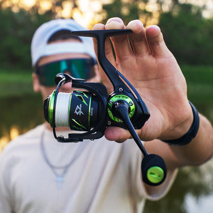 Fast Action Spinning Fishing Reel Size 500-5000