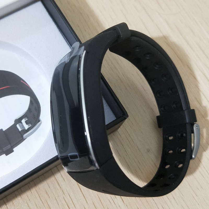 Accurate Fitness Tracker Watch with Blood Pressure Monitor