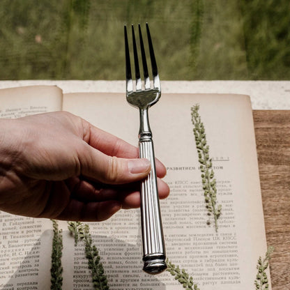 Elegant Classic Silverware Set