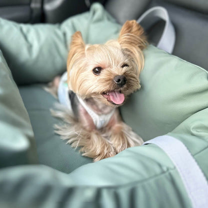 Durable Pet Car Seat - Safe and Comfortable Ride