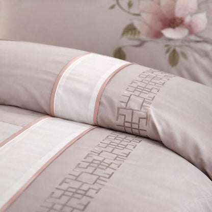 Luxury Bedding Set With Beautiful Embroidery Design