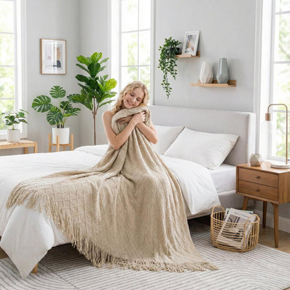 Cozy Plush Throw Blanket For Warm Home Decoration