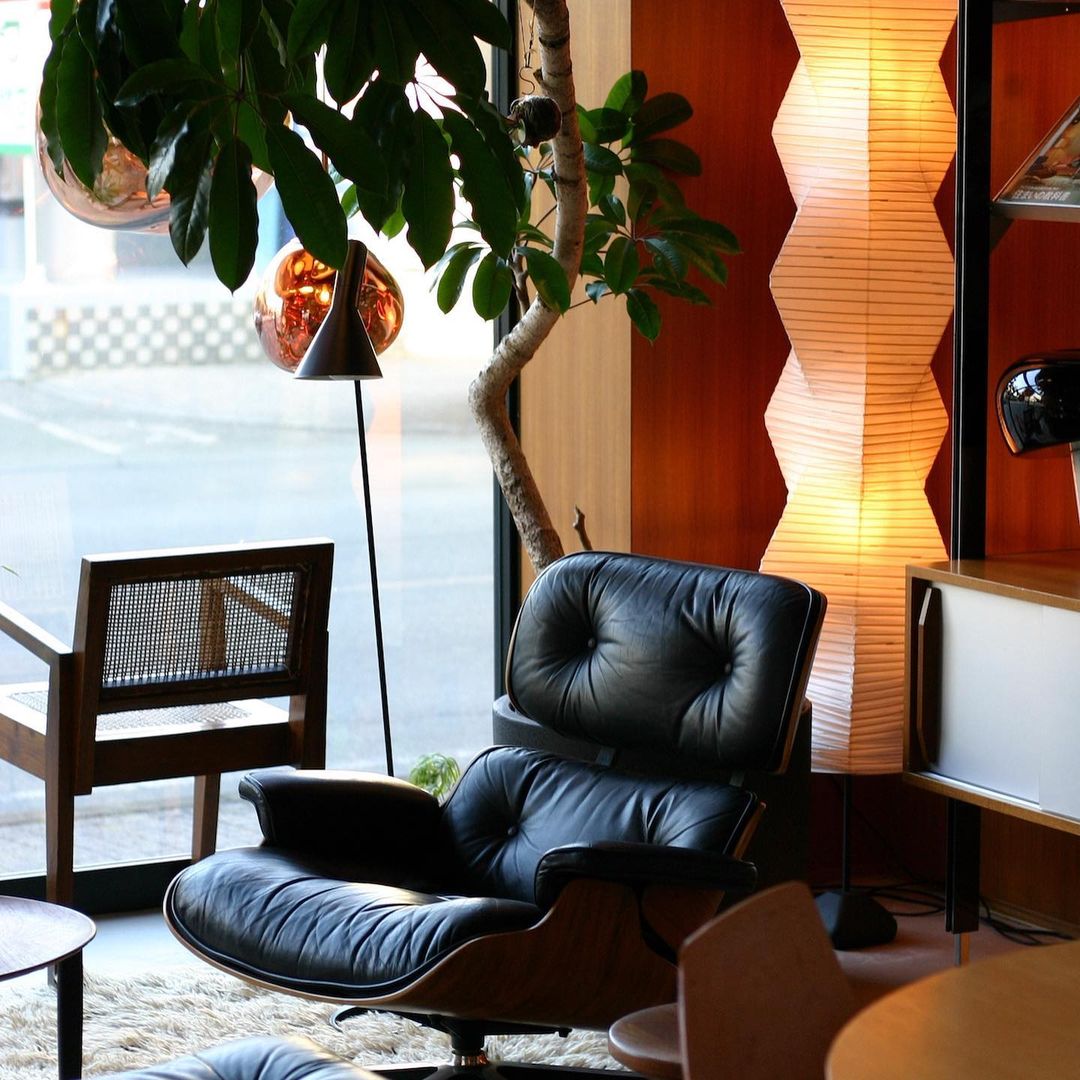 Warm White Paper Floor Lamp with Soft Lighting