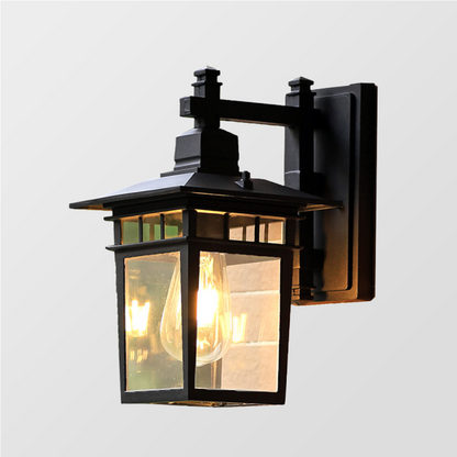 Classic Exterior Lantern Wall Light